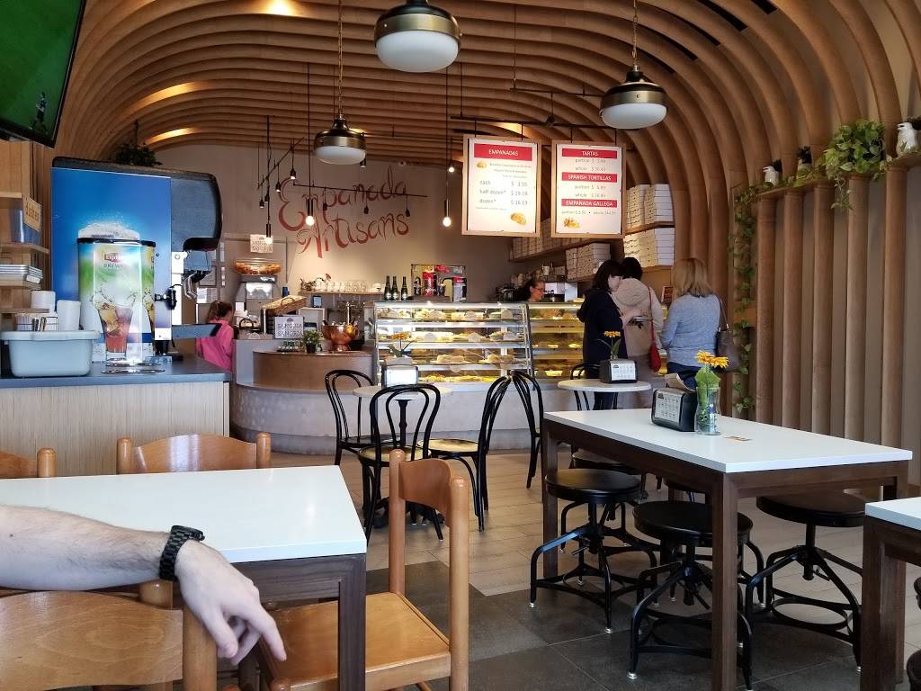 Maria Empanada | cafe | 8000 E Belleview Ave #30, Greenwood Village, CO 80111, USA | 3032219013 OR +1 303-221-9013