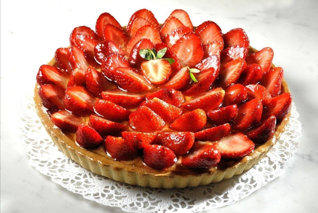 Maison Parisienne - French Café | bakery | 3307 N Clark St, Chicago, IL 60657, USA | 7738571636 OR +1 773-857-1636