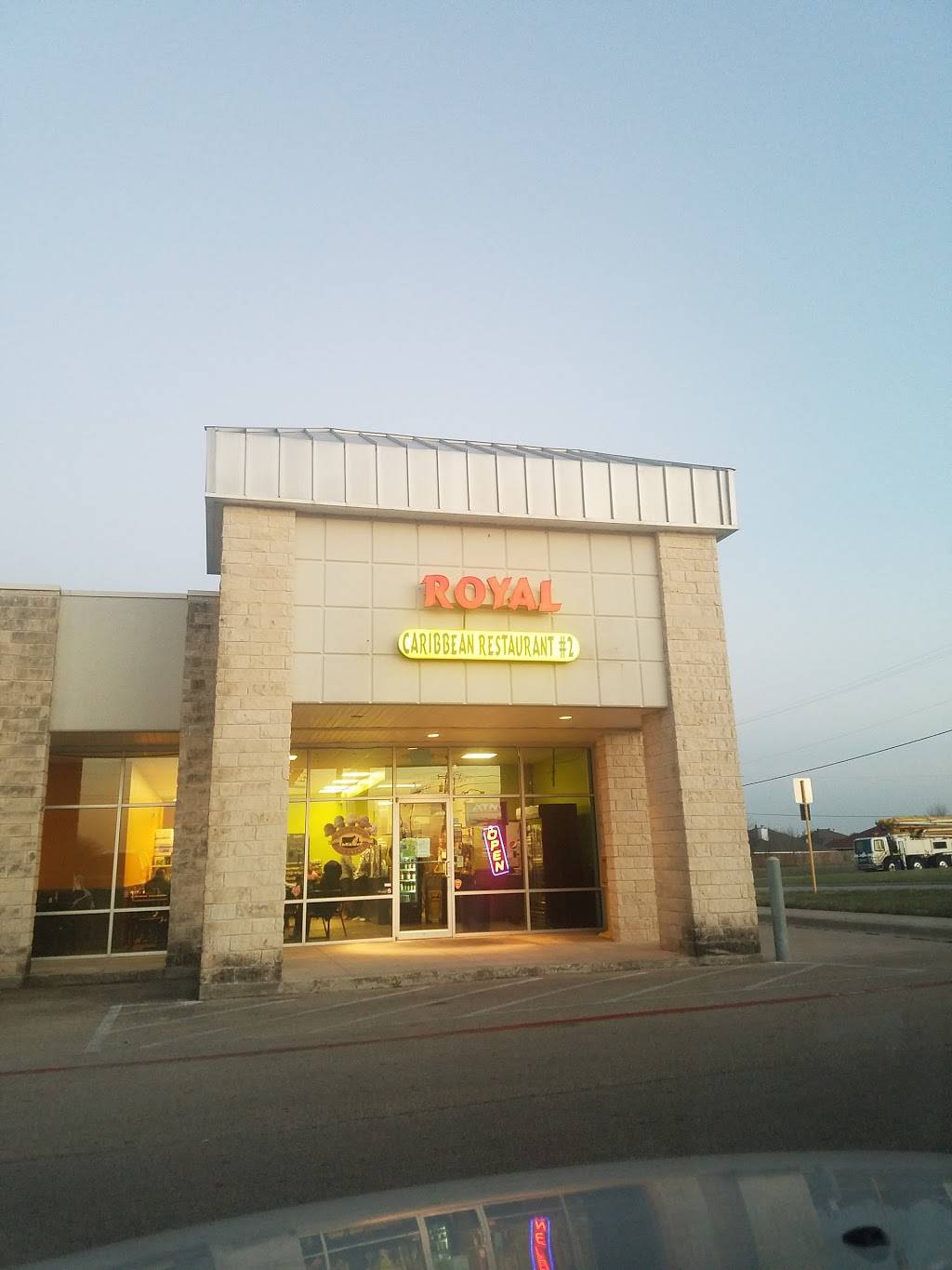 Royal Caribbean Restaurant | restaurant | 4110 S Clear Creek Rd, Killeen, TX 76549, USA | 2546161697 OR +1 254-616-1697