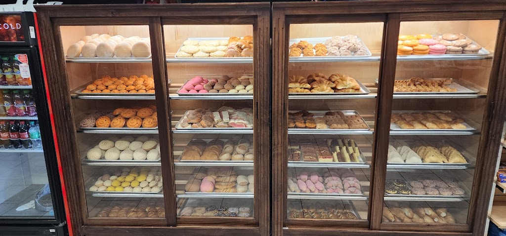 Gabys Bakery #2 | bakery | 4440 E Kings Canyon Rd, Fresno, CA 93702, USA | 5593198907 OR +1 559-319-8907