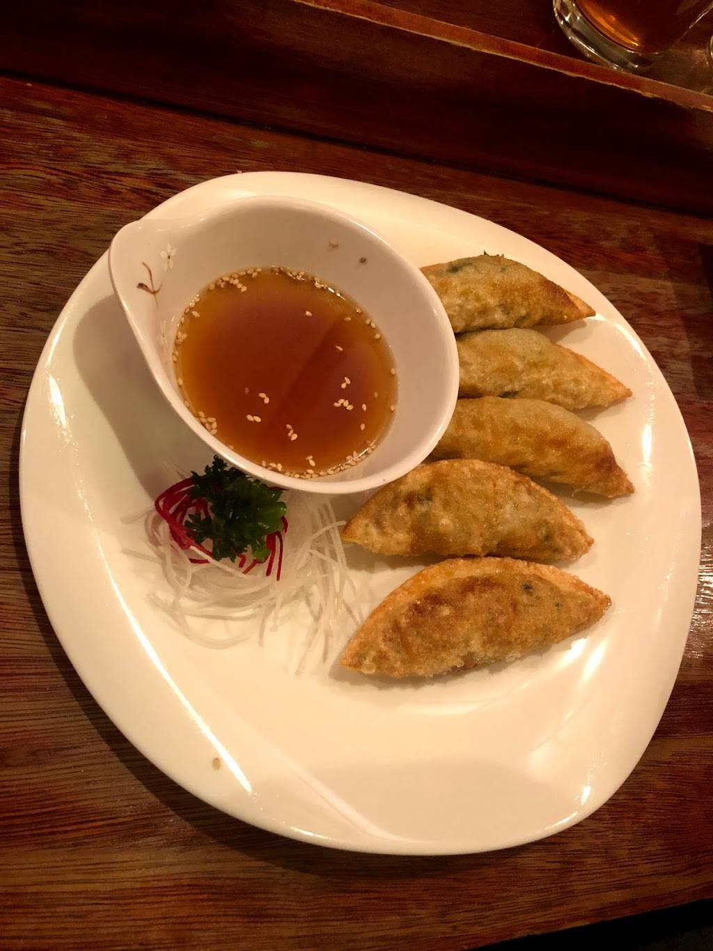 Tanoshii | restaurant | 5547 N Clark St, Chicago, IL 60640, USA | 7738786886 OR +1 773-878-6886