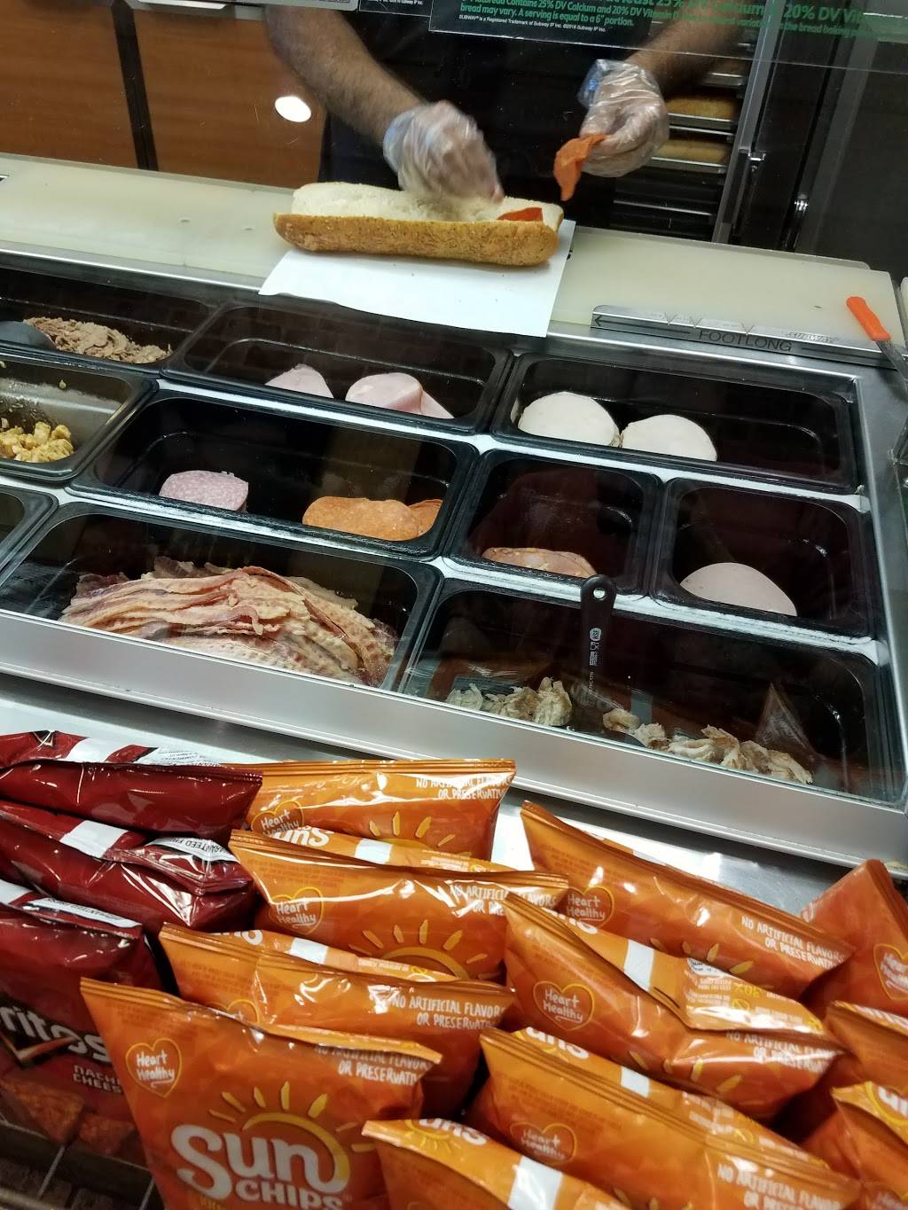 Subway | restaurant | 13048 Fair Lakes Shopping Center, Fairfax, VA 22033, USA | 7032222900 OR +1 703-222-2900