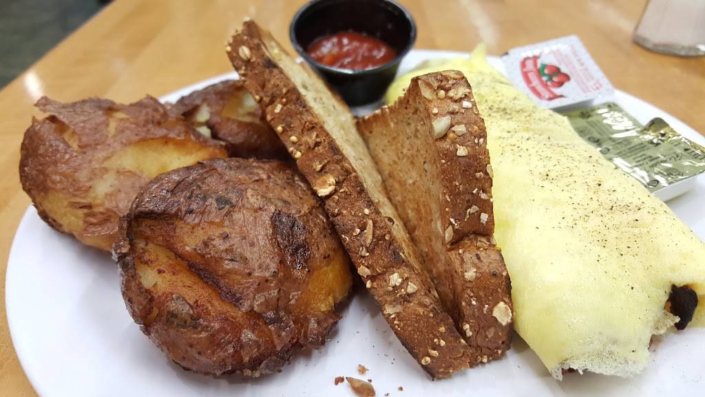 Wolfgang Puck Express | cafe | 7800 Col. H. Weir Cook Memorial Dr, Indianapolis, IN 46241, USA | 3172416224 OR +1 317-241-6224