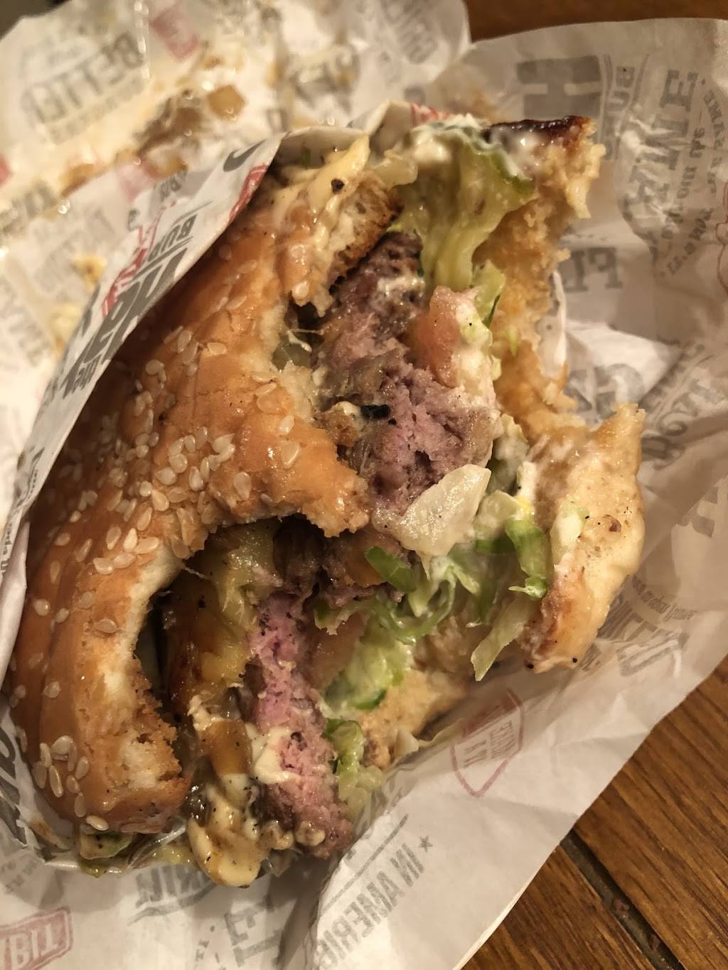 The Habit Burger Grill | restaurant | 3125 Gammon Ln, Clemmons, NC 27012, USA | 3369338392 OR +1 336-933-8392