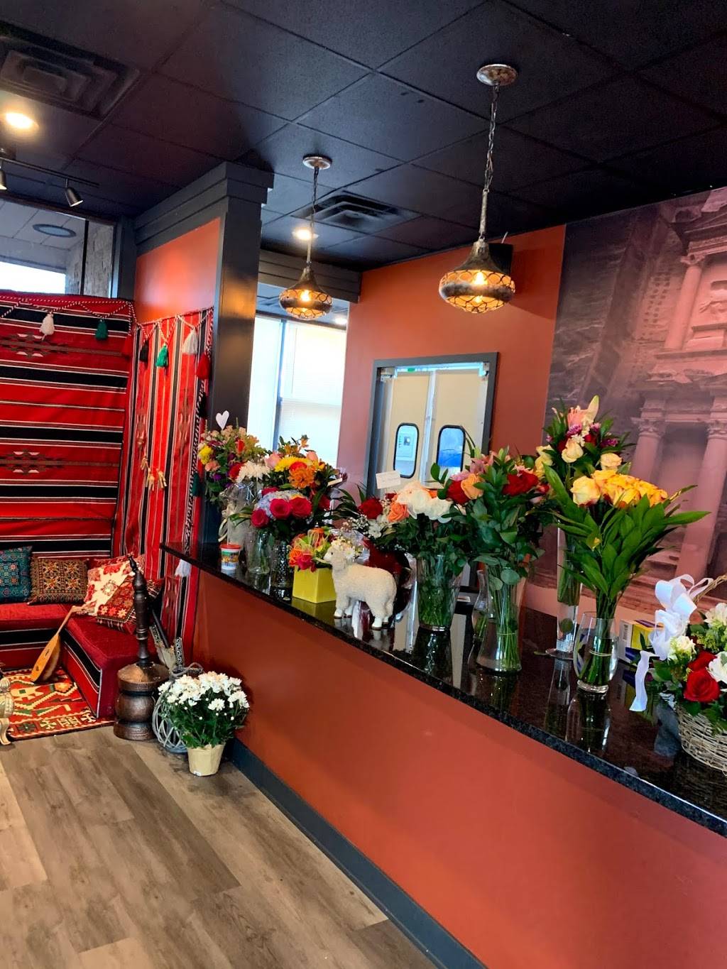 Taqwas Bakery and Restaurant | restaurant | 4651 S 27th St, Greenfield, WI 53221, USA | 4145396878 OR +1 414-539-6878