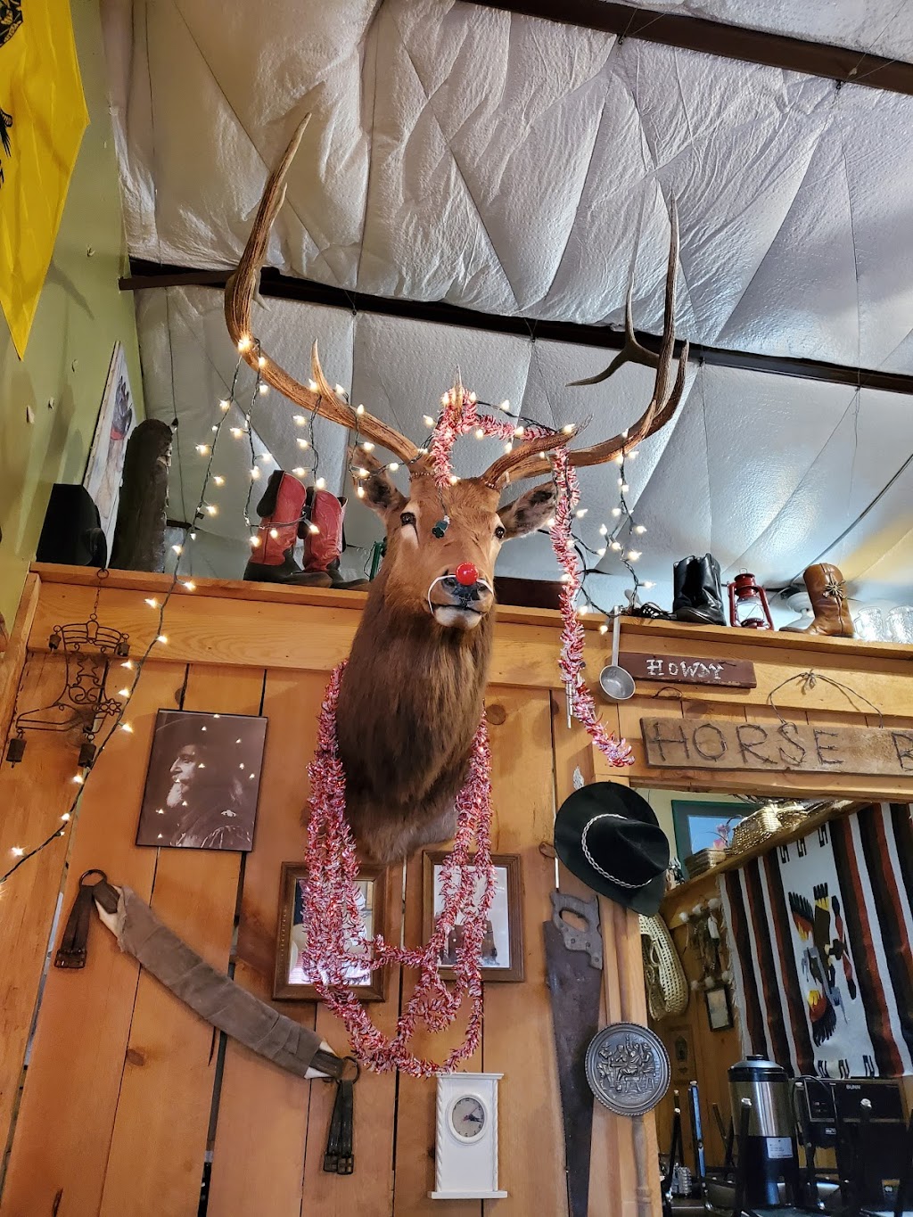 Wood Shed Cafe | restaurant | 2232 AZ-260, Overgaard, AZ 85933, USA | 9285353700 OR +1 928-535-3700