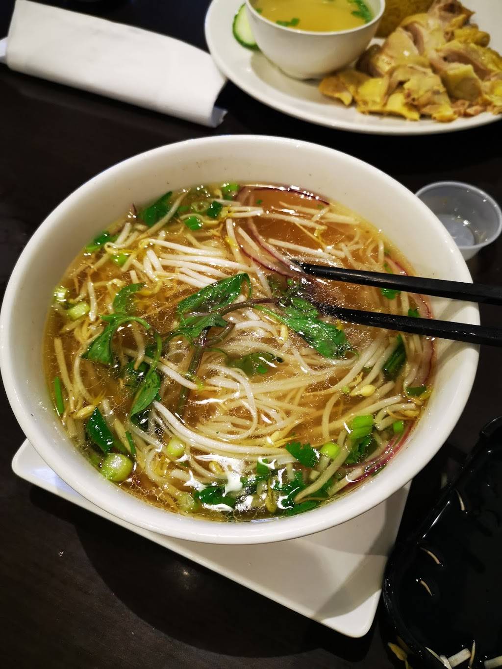 Le Viet Asian Cuisine | restaurant | 1210 Castlemore Ave, Markham, ON L6E 0H7, Canada | 9052016111 OR +1 905-201-6111