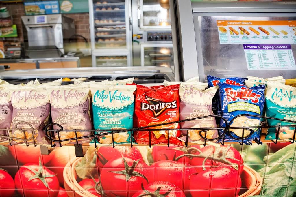 Subway | restaurant | 1542 Jane St Unit 1, North York, ON M9N 2R5, Canada | 6474354217 OR +1 647-435-4217