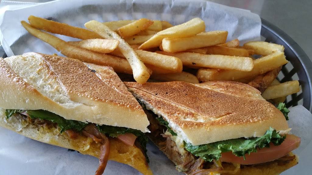 Havana Cafe-Mojito Bar | restaurant | 1152 N Buckner Blvd, Dallas, TX 75218, USA | 2146609611 OR +1 214-660-9611