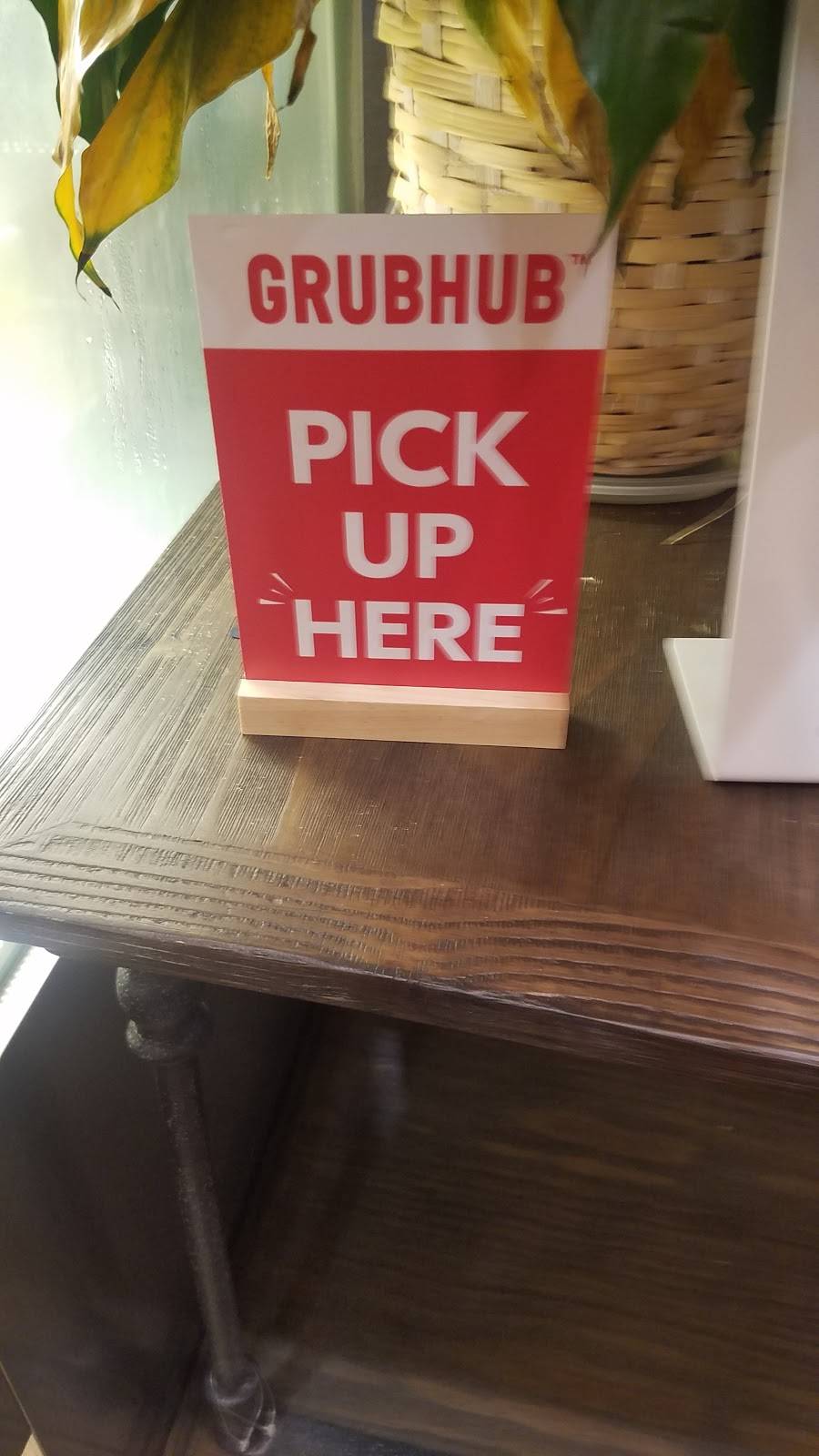 Tessey’s International Kitchen (T.I.K.) | restaurant | 2542B White Plains Rd, The Bronx, NY 10467, USA | 7187084084 OR +1 718-708-4084