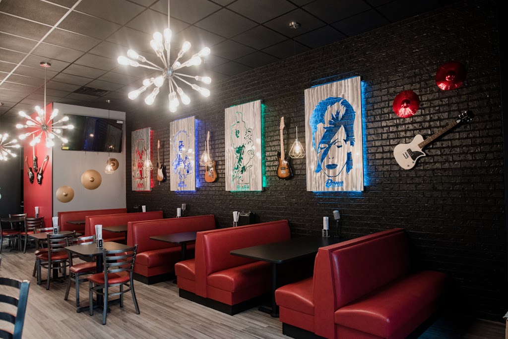 Rock N Roll Sushi Pace | restaurant | 4551 Watkins St, Milton, FL 32571, USA | 8508894252 OR +1 850-889-4252