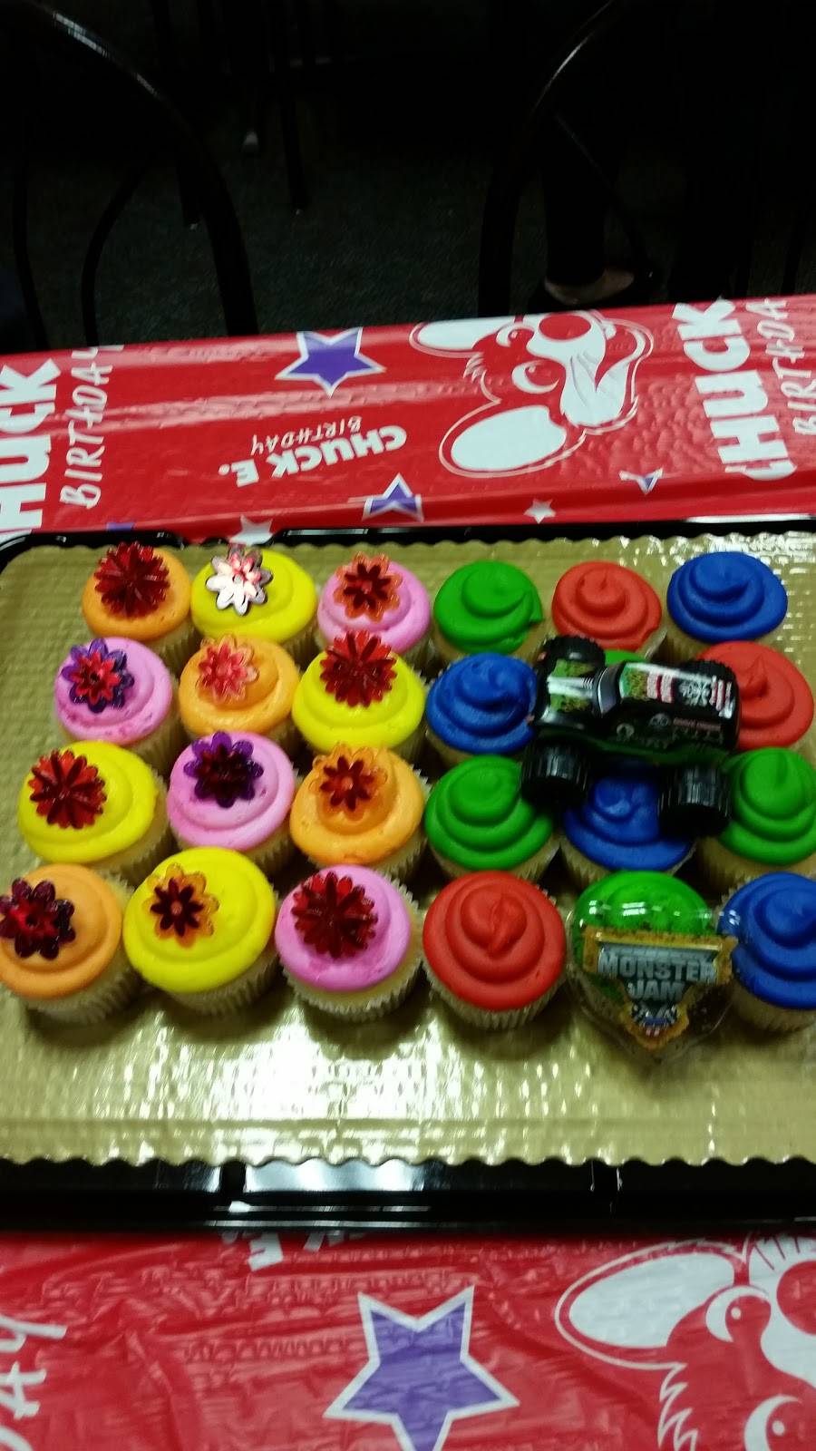 Chuck E. Cheeses | restaurant | 5501 E 82nd St, Indianapolis, IN 46250, USA | 3178497324 OR +1 317-849-7324