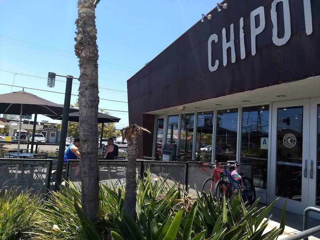Chipotle Mexican Grill | restaurant | 1504 Garnet Ave, San Diego, CA 92109, USA | 8582743093 OR +1 858-274-3093