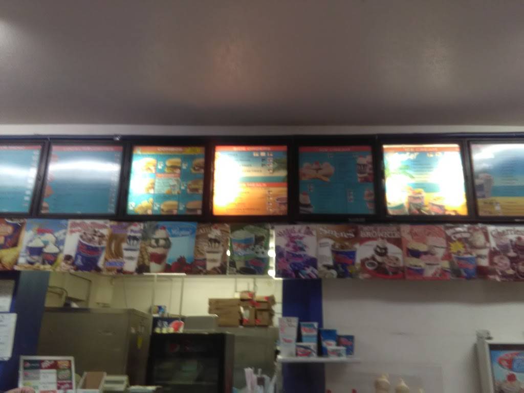 Fosters Freeze | restaurant | 192 S Main St, Porterville, CA 93257, USA | 5597841231 OR +1 559-784-1231