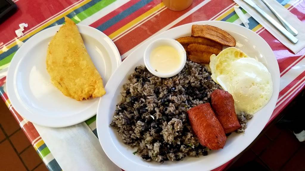 El Gallo Pinto Costa Rica | restaurant | 6349 Hull Street Rd, Richmond, VA 23224, USA | 8046580910 OR +1 804-658-0910