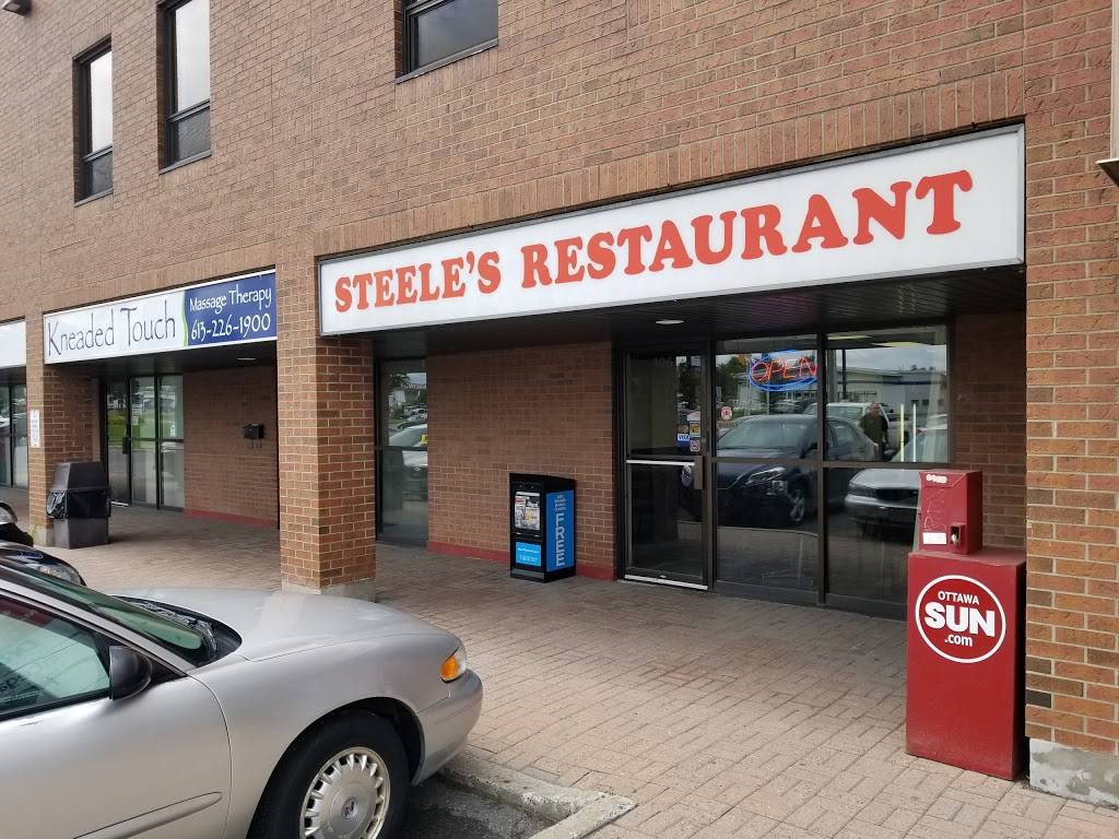 Steeles Restaurant | restaurant | 1900 Merivale Rd, Nepean, ON K2G 4N4, Canada | 6137237771 OR +1 613-723-7771