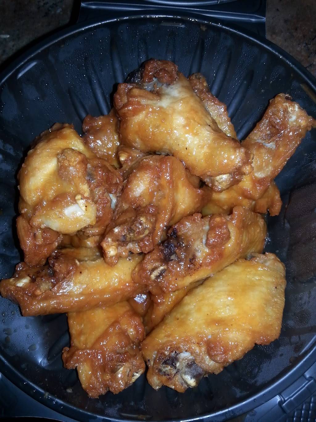 Pizza Hut | restaurant | 6409 Old Alexandria Ferry Rd, Clinton, MD 20735, USA | 3018688883 OR +1 301-868-8883