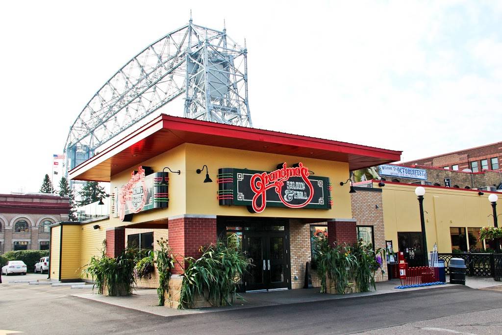 Grandmas Saloon & Grill Canal Park | restaurant | 522 S Lake Ave, Duluth, MN 55802, USA | 2187274192 OR +1 218-727-4192