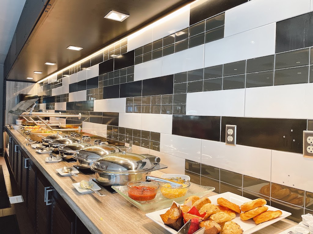 Hillside Tavern | restaurant | 1010 Northgate Dr, San Rafael, CA 94903, USA | 4154798800 OR +1 415-479-8800