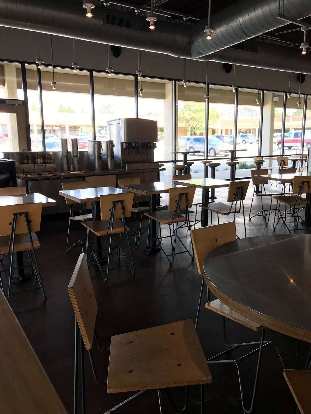 Chipotle Mexican Grill | restaurant | 11974 Lebanon Rd Ste 356, Sharonville, OH 45241, USA | 5137866565 OR +1 513-786-6565