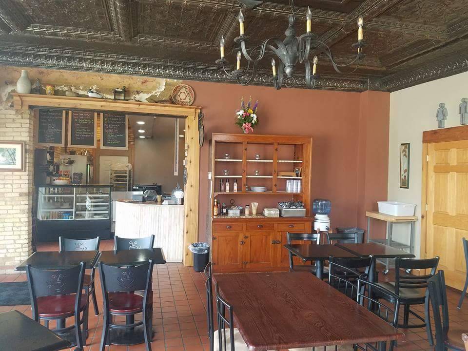 The Half-Way Cafe | restaurant | 1101 1st Center Ave, Brodhead, WI 53520, USA | 6088979499 OR +1 608-897-9499