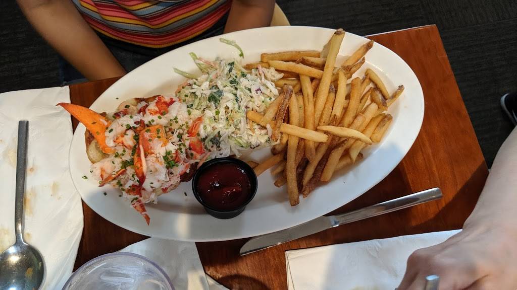 Lobster Pot Restaurant | restaurant | 321 Commercial St, Provincetown, MA 02657, USA | 5084870842 OR +1 508-487-0842