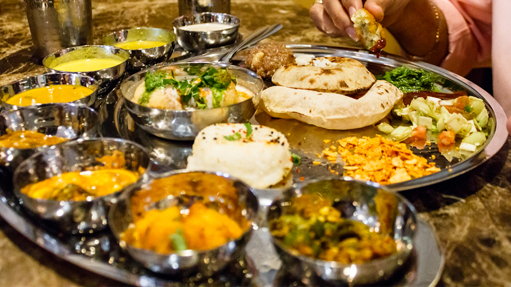Maharaja Bhog | restaurant | 8338 Southwest Fwy, Houston, TX 77074, USA | 7137712464 OR +1 713-771-2464