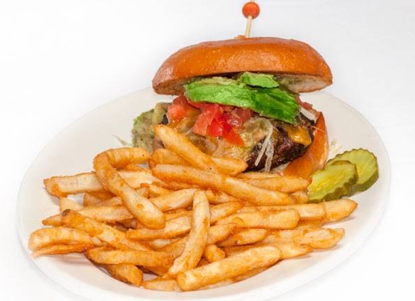 Stars On Hingham Harbor | restaurant | 3 Otis St, Hingham, MA 02043, USA | 7817493200 OR +1 781-749-3200