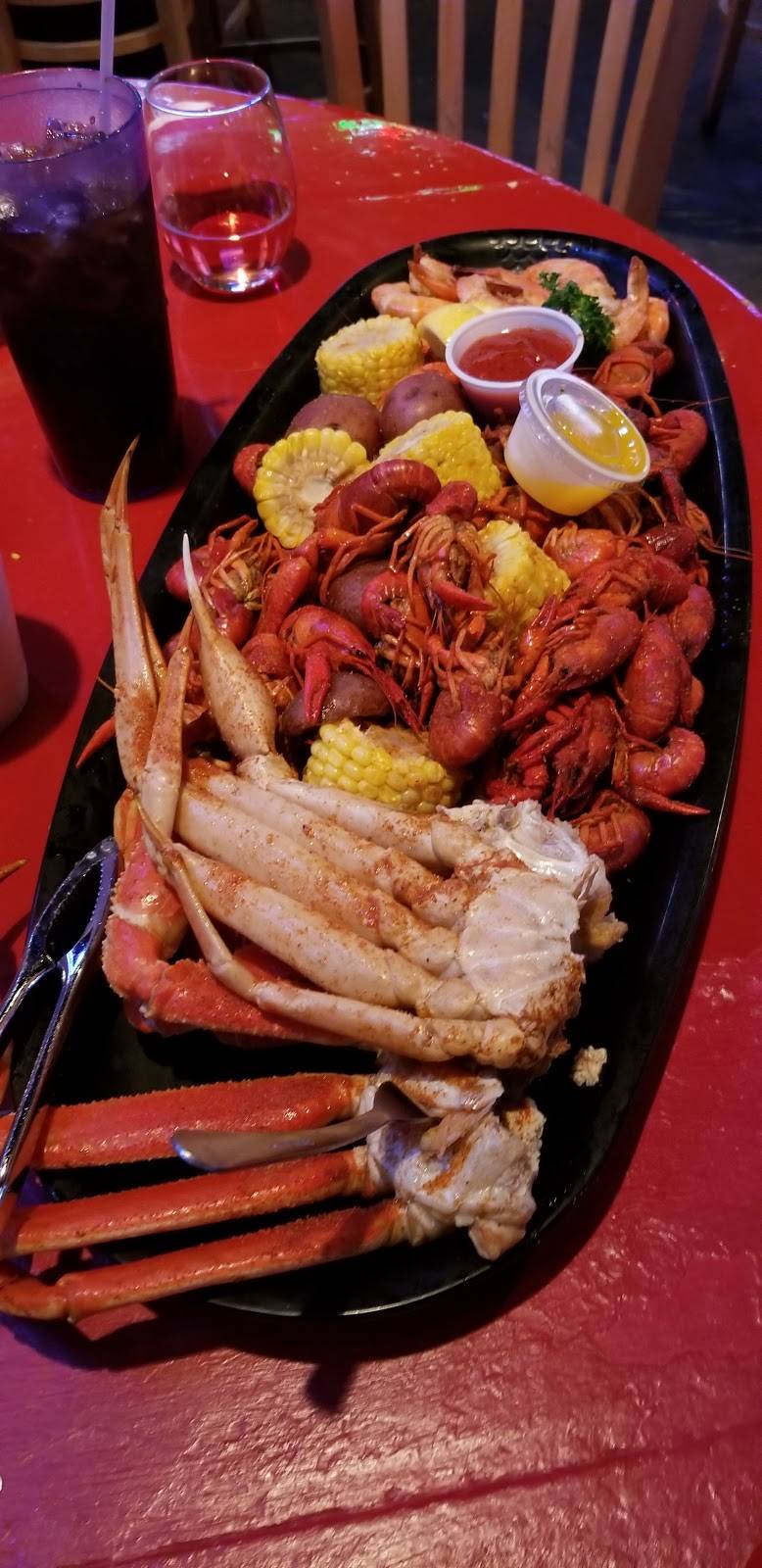 Wolfies Restaurants & Sports Bar | restaurant | 12312 Barker Cypress Rd, Cypress, TX 77429, USA | 8322201084 OR +1 832-220-1084