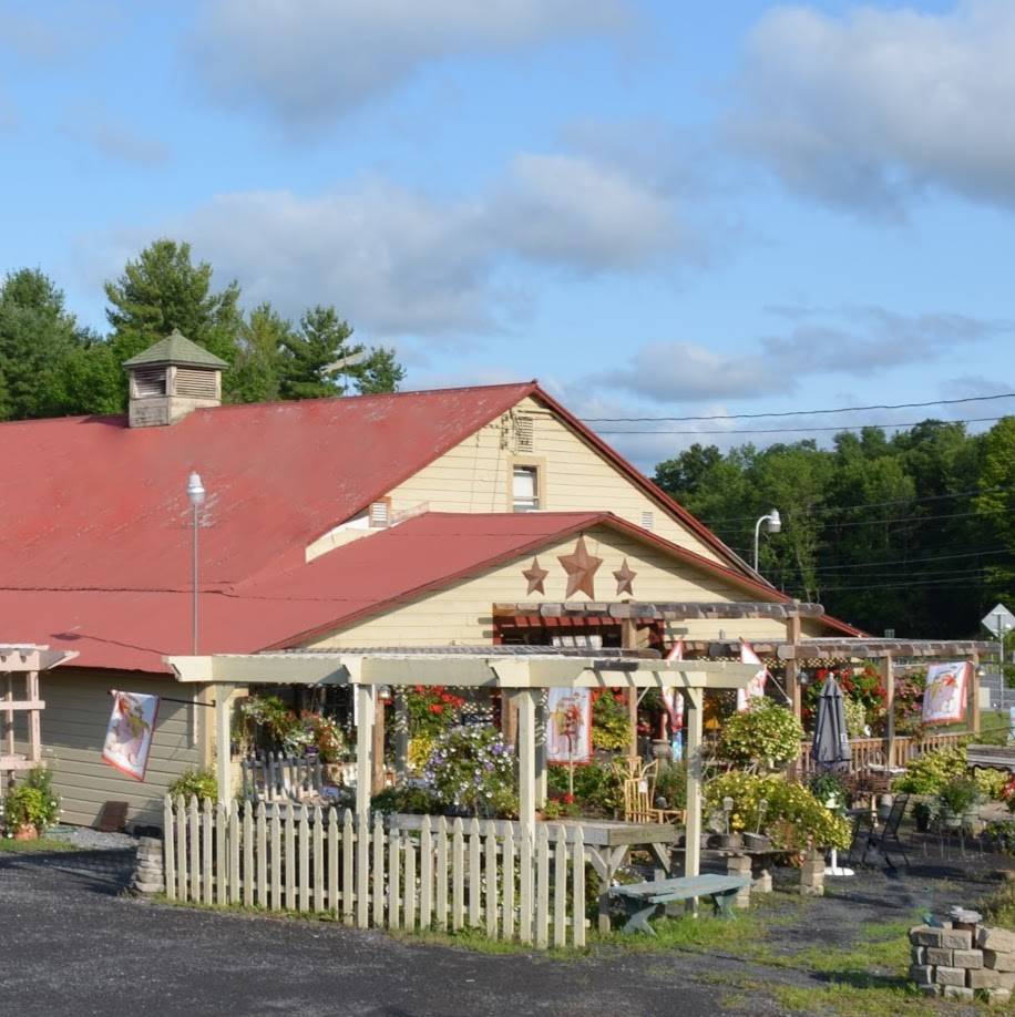 Apple Barrel Country Store | restaurant | 115 NY-30A, Schoharie, NY 12157, USA | 5182957179 OR +1 518-295-7179