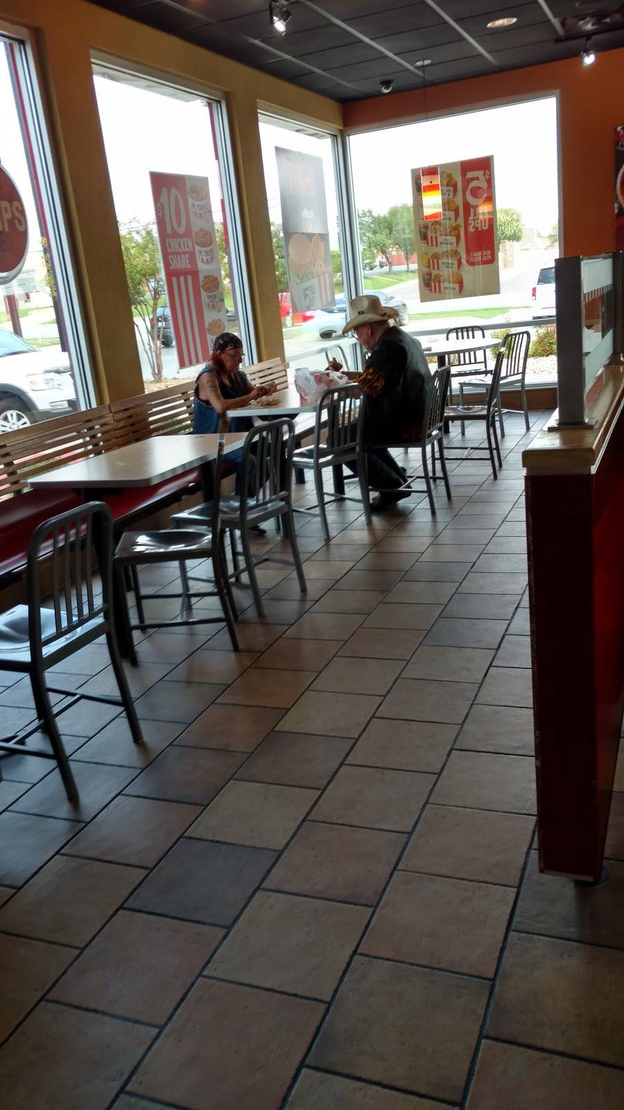 KFC | restaurant | 516 E FM 2410 Road, Harker Heights, TX 76548, USA | 2549531955 OR +1 254-953-1955