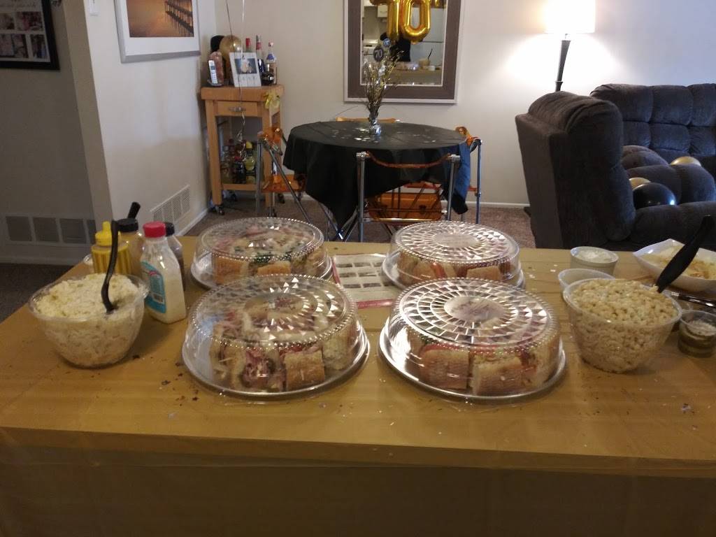 Finks Hoagies | meal takeaway | 4633 Princeton Ave, Philadelphia, PA 19135, USA | 2153352828 OR +1 215-335-2828