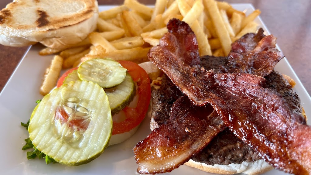 Broken Wheel Restaurant | restaurant | 2332 E Richards St #8920, Douglas, WY 82633, USA | 3073584444 OR +1 307-358-4444