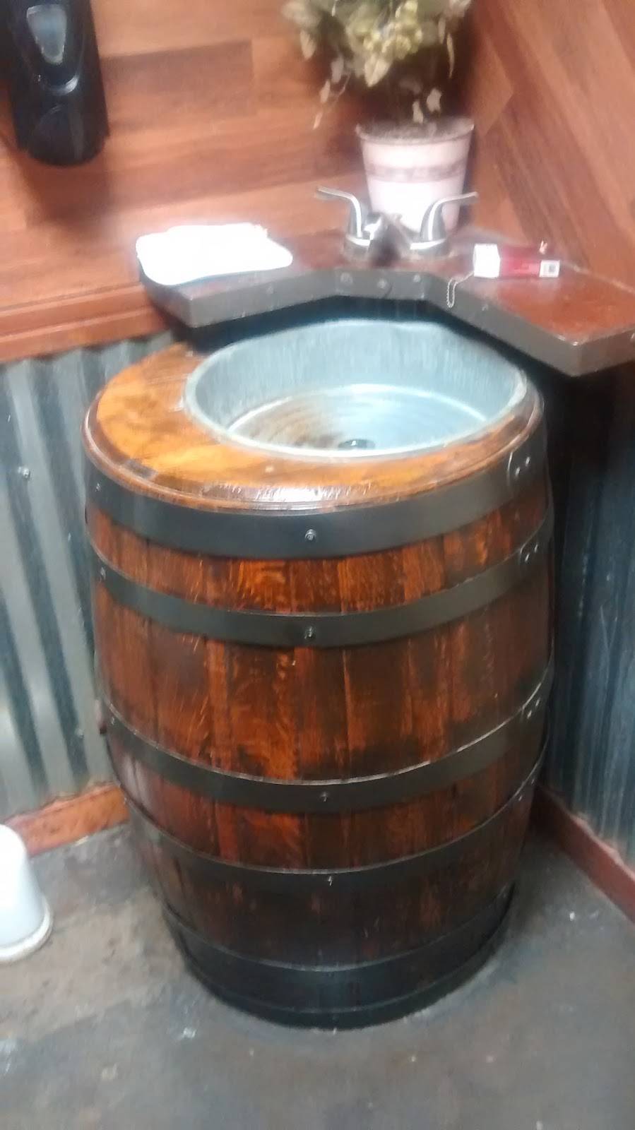 Bobs Lounge | restaurant | 907 N Fares Ave, Evansville, IN 47711, USA | 8124254929 OR +1 812-425-4929