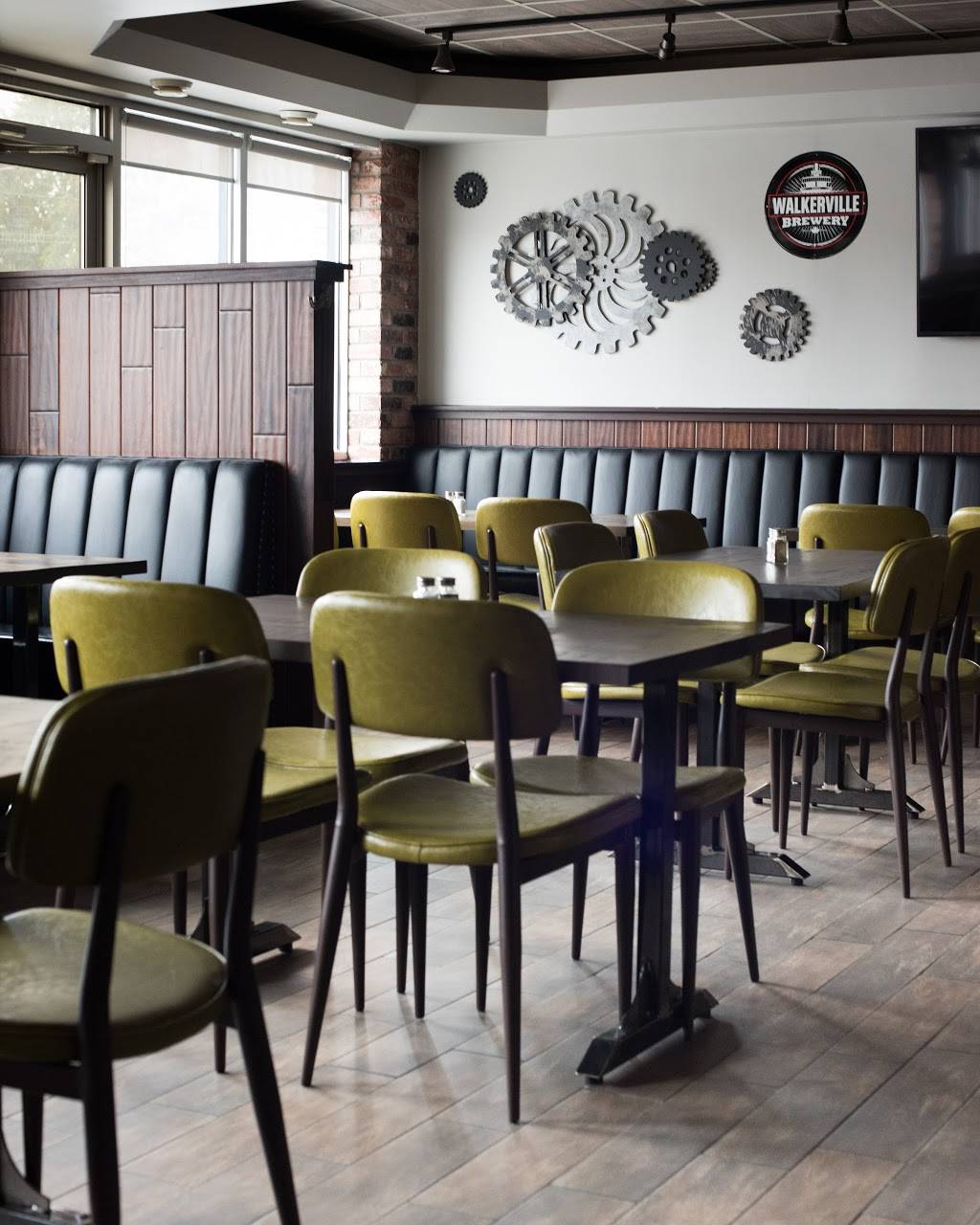 Factory House | restaurant | 5240 Tecumseh Rd E, Windsor, ON N8T 1C6, Canada | 5199158224 OR +1 519-915-8224