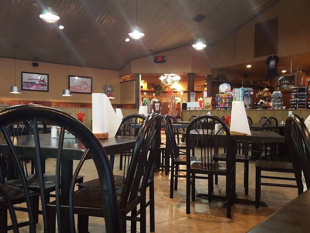 Whipper Snappers | restaurant | 2421 State Hwy 76, Branson, MO 65616, USA | 4173343282 OR +1 417-334-3282