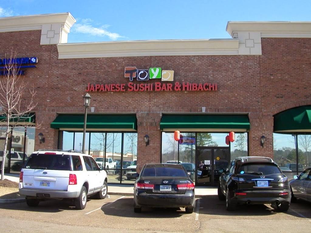 Toyo Japanese Sushi Bar & Hibachi | restaurant | 2305 Jackson Ave W #207, Oxford, MS 38655, USA | 6622328668 OR +1 662-232-8668