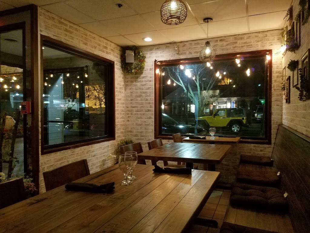 Anchan House Of Thai Food | restaurant | 373 Washington St, Braintree, MA 02184, USA | 7818488288 OR +1 781-848-8288