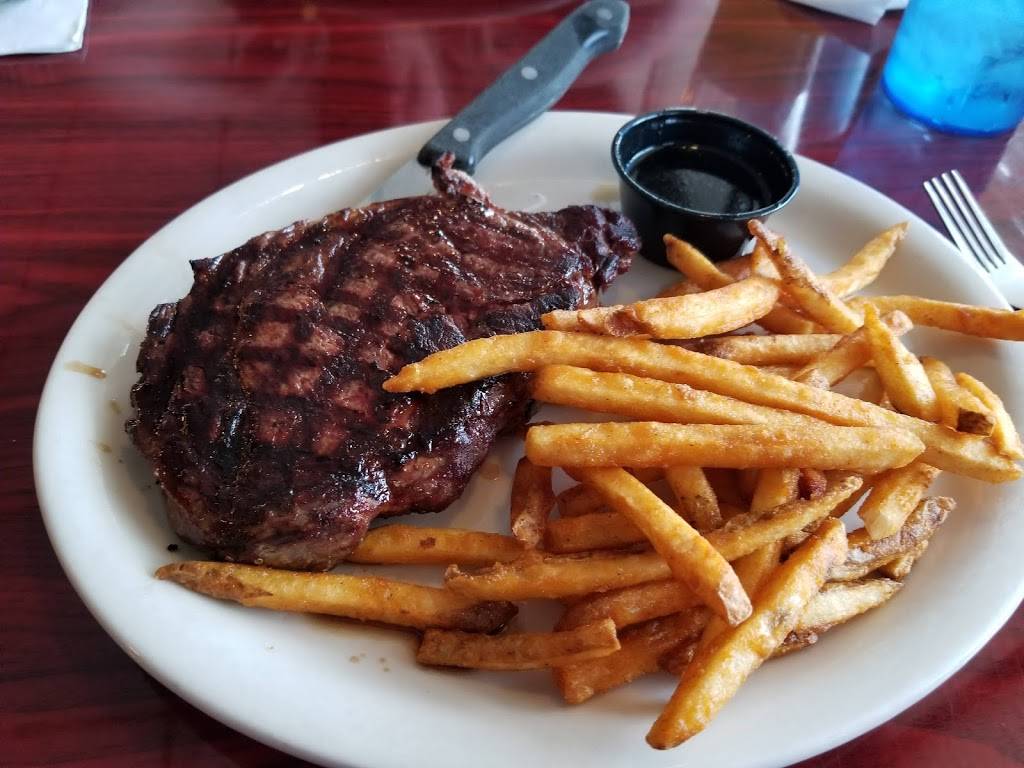 Backyard Grill-Bar | restaurant | 838 E Johnson St, Fond du Lac, WI 54935, USA | 9209249400 OR +1 920-924-9400