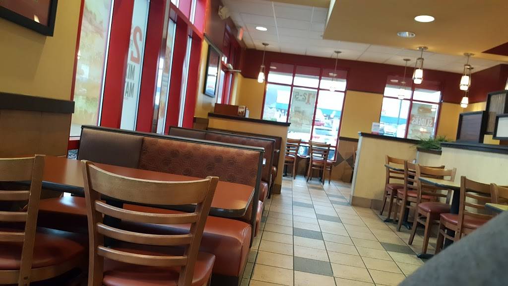 Arbys | restaurant | 106 Bradford Blvd, Gordonsville, TN 38563, USA | 6156833444 OR +1 615-683-3444