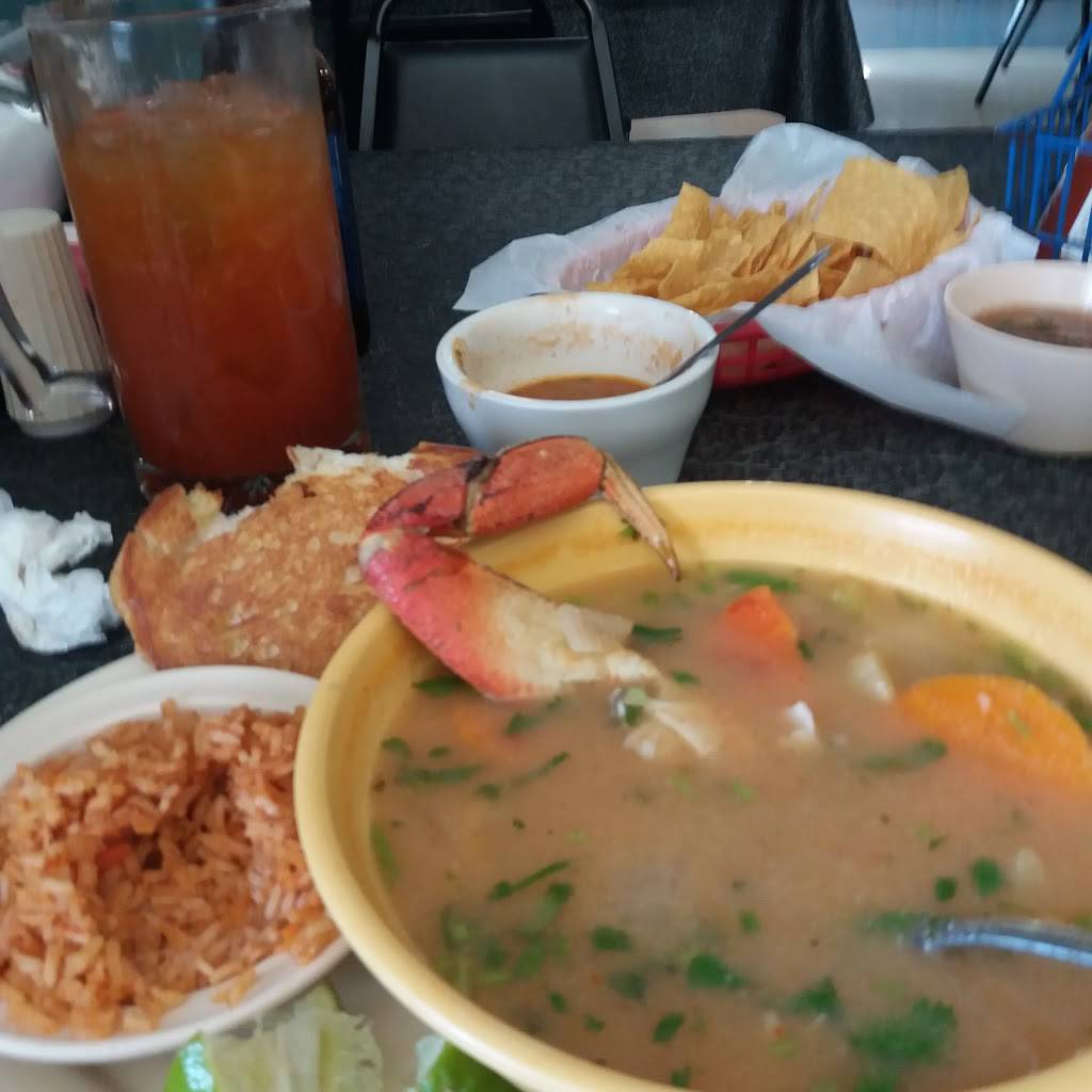 7 Mares | restaurant | 3317 W Walnut St, Garland, TX 75042, USA | 2147039949 OR +1 214-703-9949