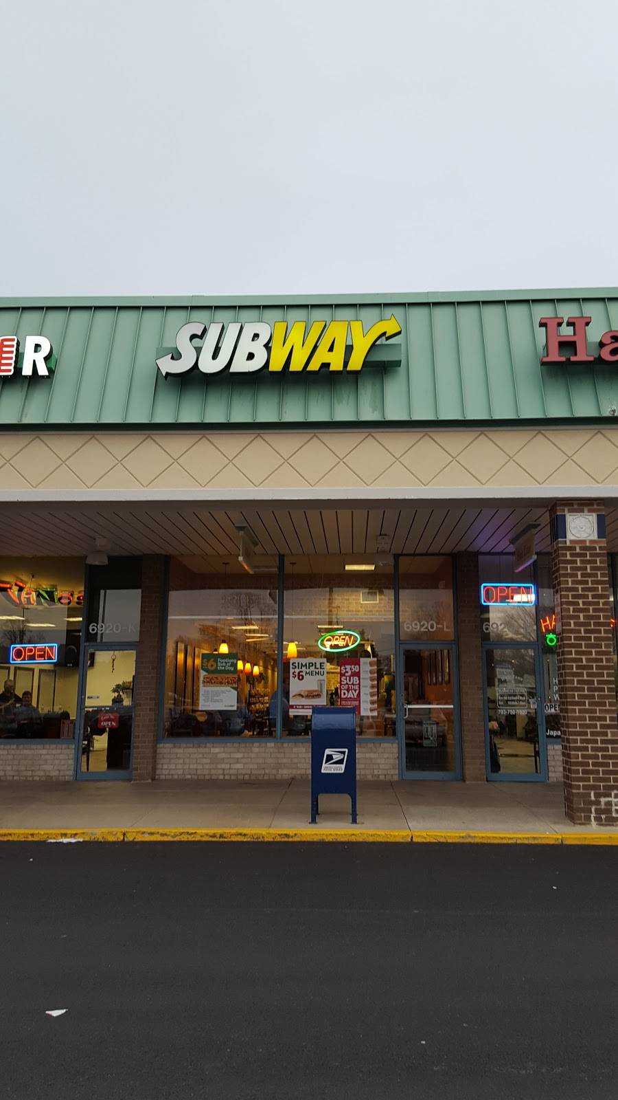 Subway Restaurants | restaurant | 6920 Braddock Rd L, Annandale, VA 22003, USA | 7033540202 OR +1 703-354-0202