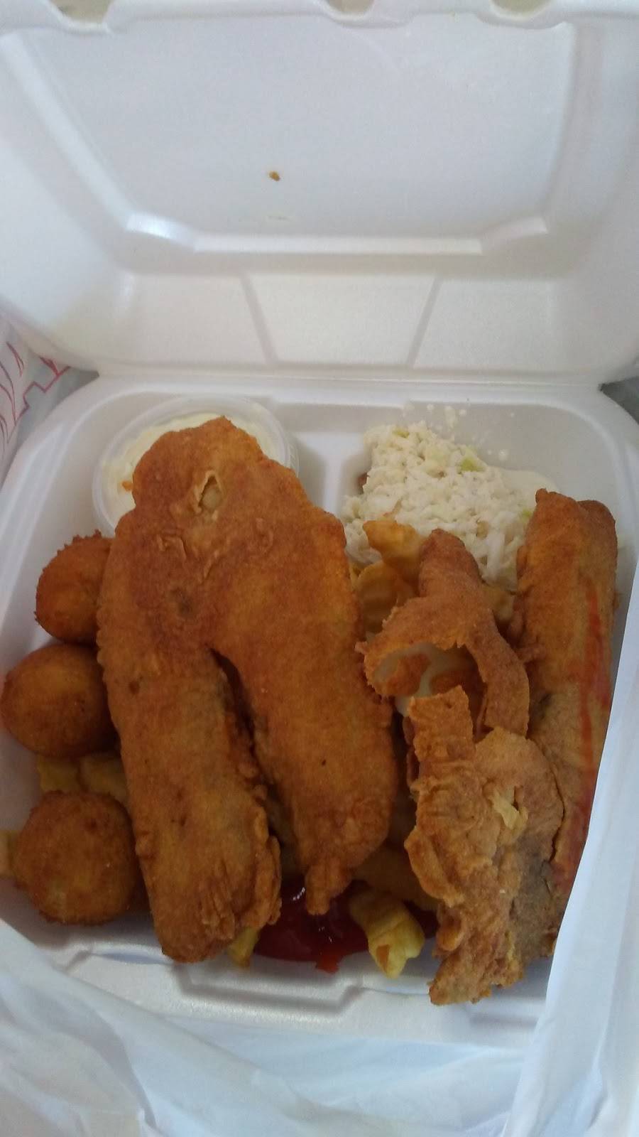 Chicken King | restaurant | 990 W Main St, Rock Hill, SC 29730, USA | 8033299096 OR +1 803-329-9096