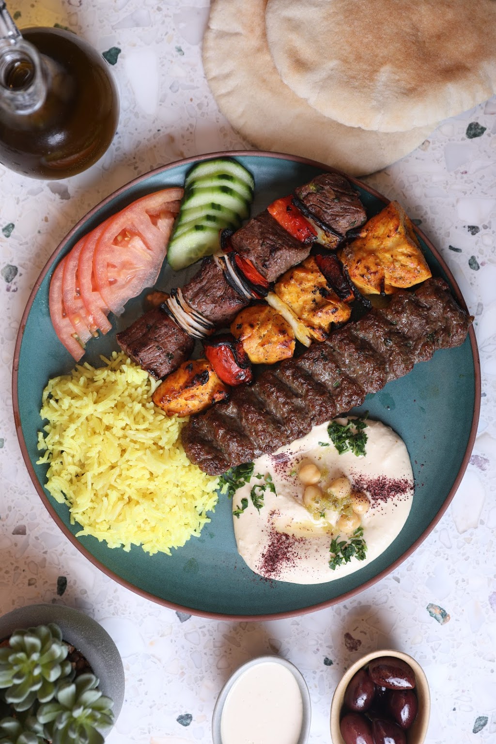 Sinya Mediterranean | restaurant | 3224 N Damen Ave, Chicago, IL 60618, USA | 7738975700 OR +1 773-897-5700