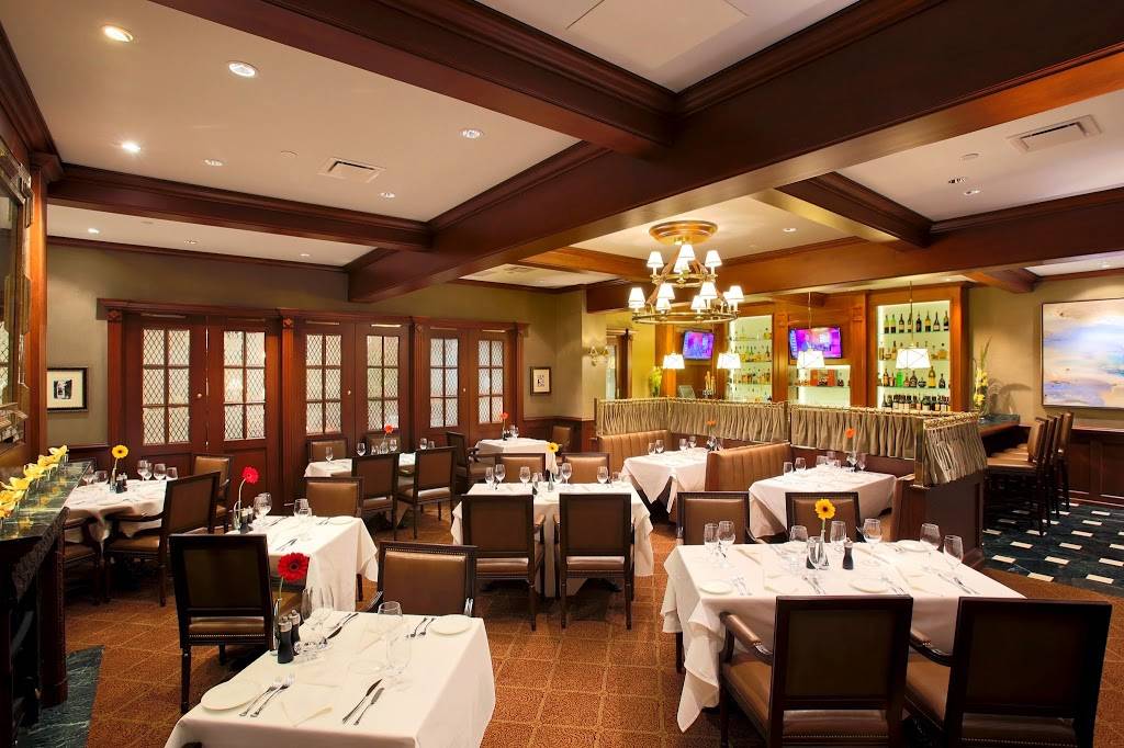 Rugby Grille | restaurant | 100 Townsend St, Birmingham, MI 48009, USA | 2486425999 OR +1 248-642-5999