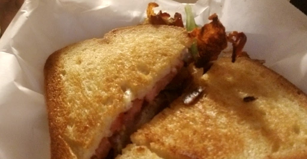 Bruks Kitchen | restaurant | 2120 Kilborne Dr, Charlotte, NC 28205, USA | 7045953803 OR +1 704-595-3803