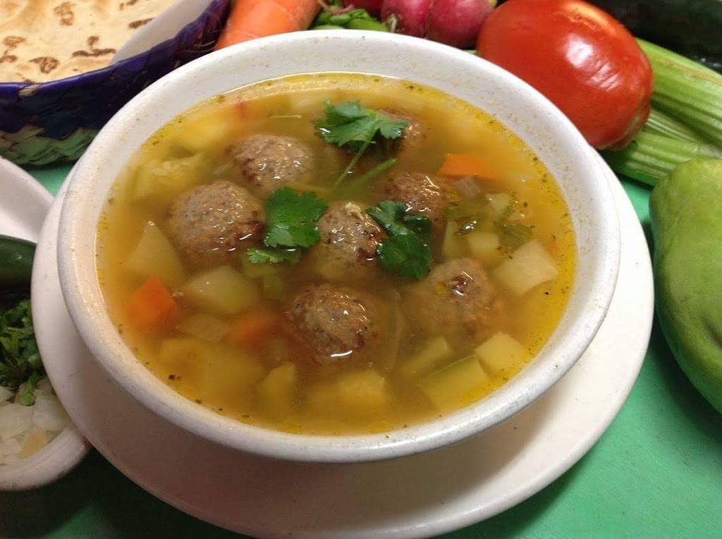 La Ramada Restaurant | restaurant | 6330 Santa Fe Ave, Huntington Park, CA 90255, USA | 3235877378 OR +1 323-587-7378