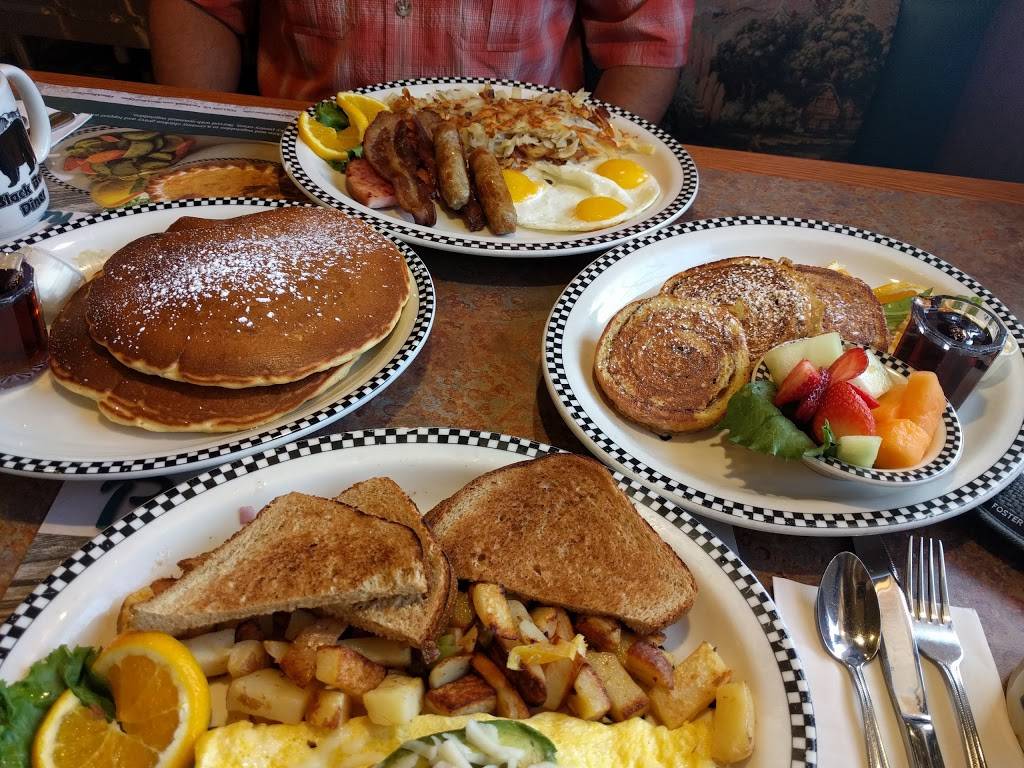 Las Vegas Tropicana Black Bear Diner | restaurant | 6180 W Tropicana Ave, Las Vegas, NV 89103, USA | 7023681077 OR +1 702-368-1077