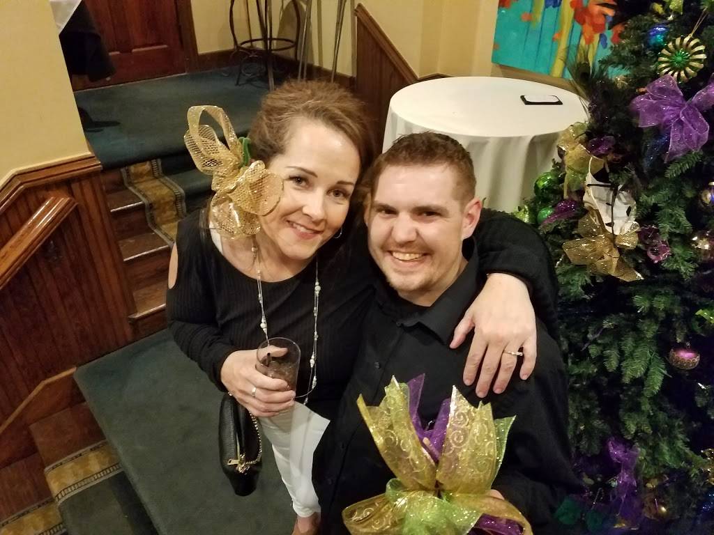 Dominos Pizza | meal delivery | 14220 W, TX-29, Liberty Hill, TX 78642, USA | 5127789300 OR +1 512-778-9300