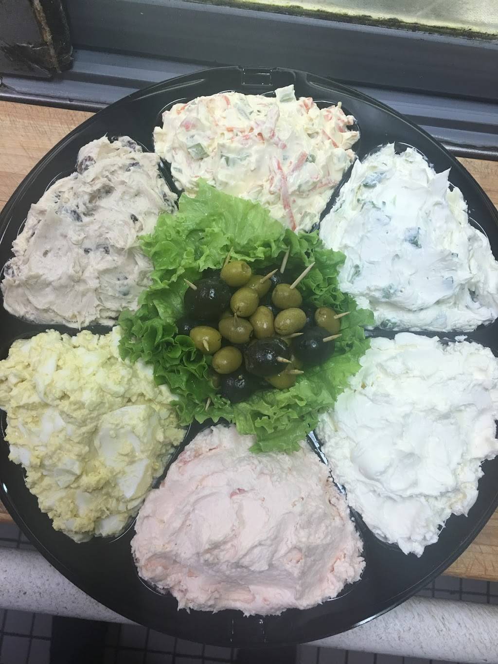 VR Bagelicious | bakery | 6401 108th St, Queens, NY 11375, USA | 7184593596 OR +1 718-459-3596